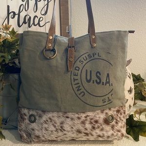 USA Stamp Tote ~ Myra Bag